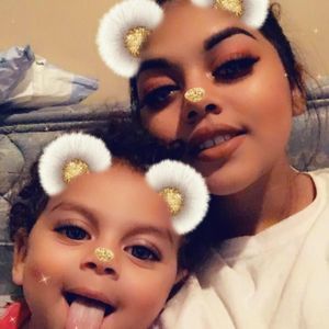 Meet your Posher, Esma